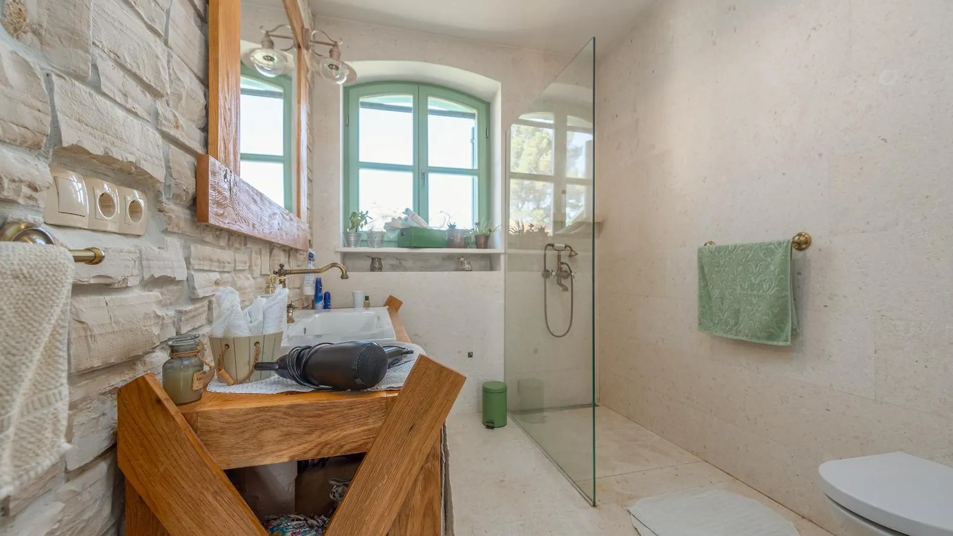 Villa Kuca Za Odmor Didovi Dvori à Visocane Hébergement de vacances